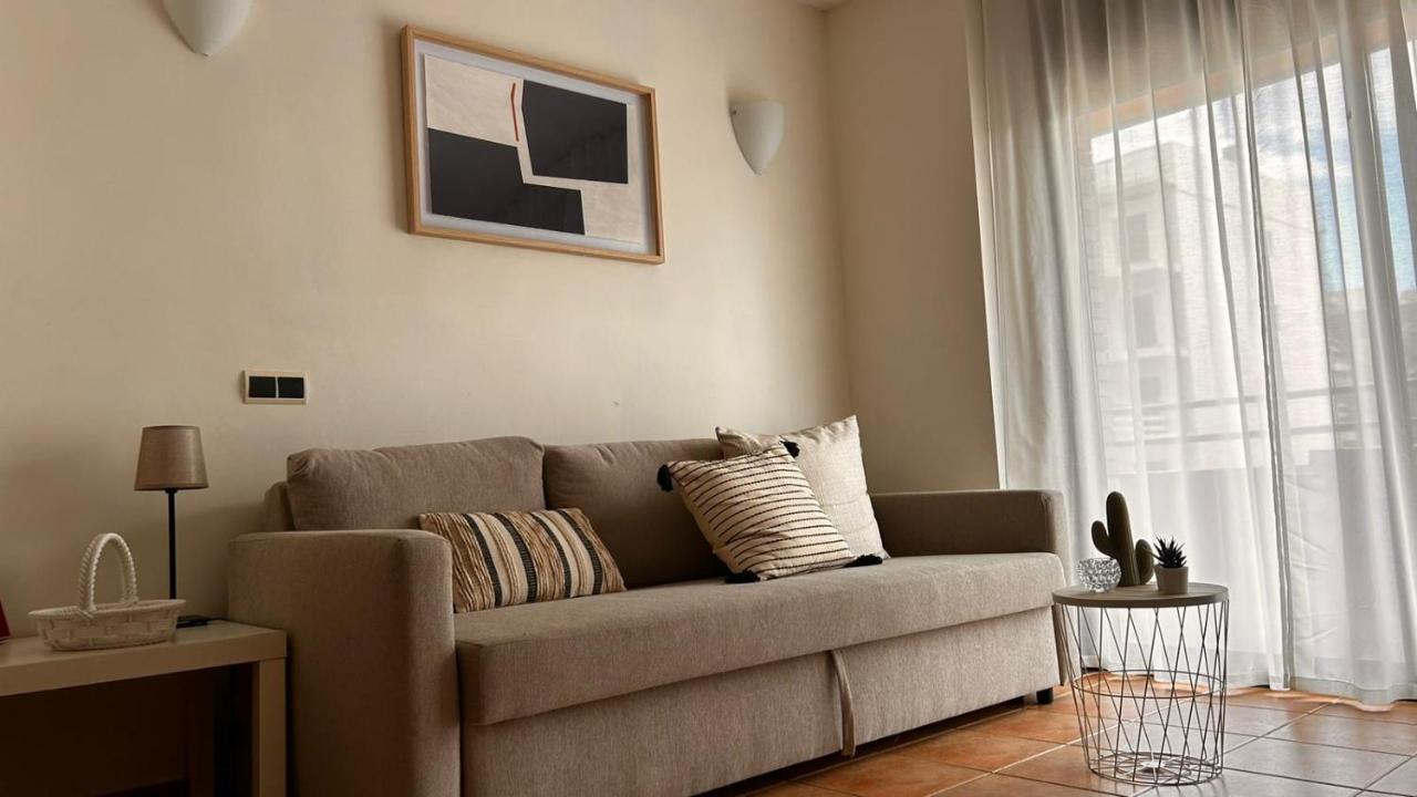 Apartamentos Los Tulipanes Salou Eksteriør billede